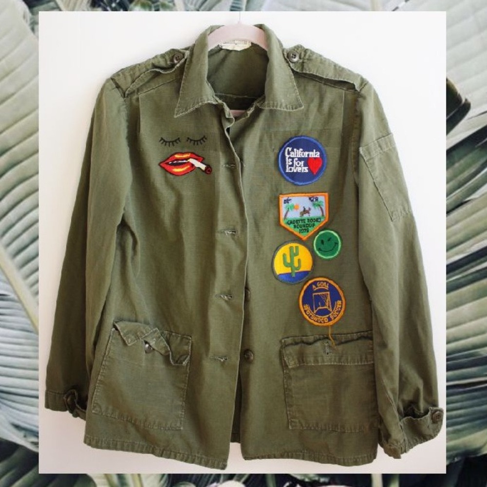🌈 Woman's Vintage Army Jacket w/ Patches & Emb🌵
